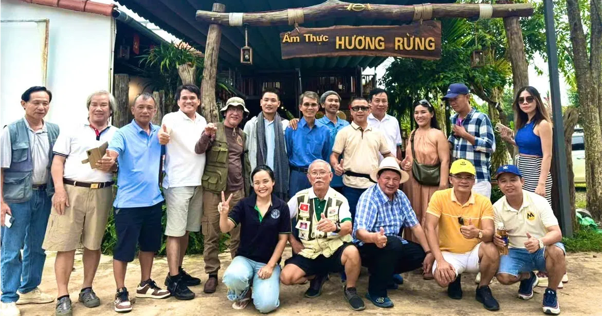 Ẩm thực Hương Rừng chào đón New Tour Saigon