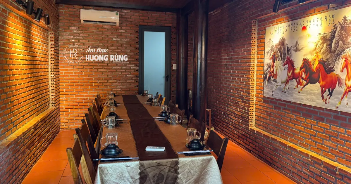 Cư Kuin quán hay nhà hàng nào có phòng lạnh 20 người?